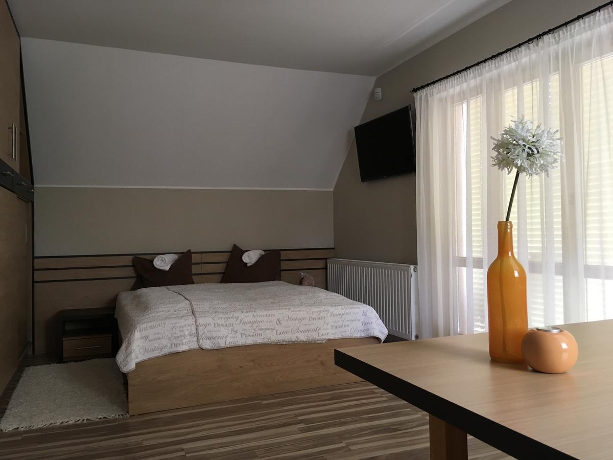 שצ'ופק Setany Apartman מראה חיצוני תמונה